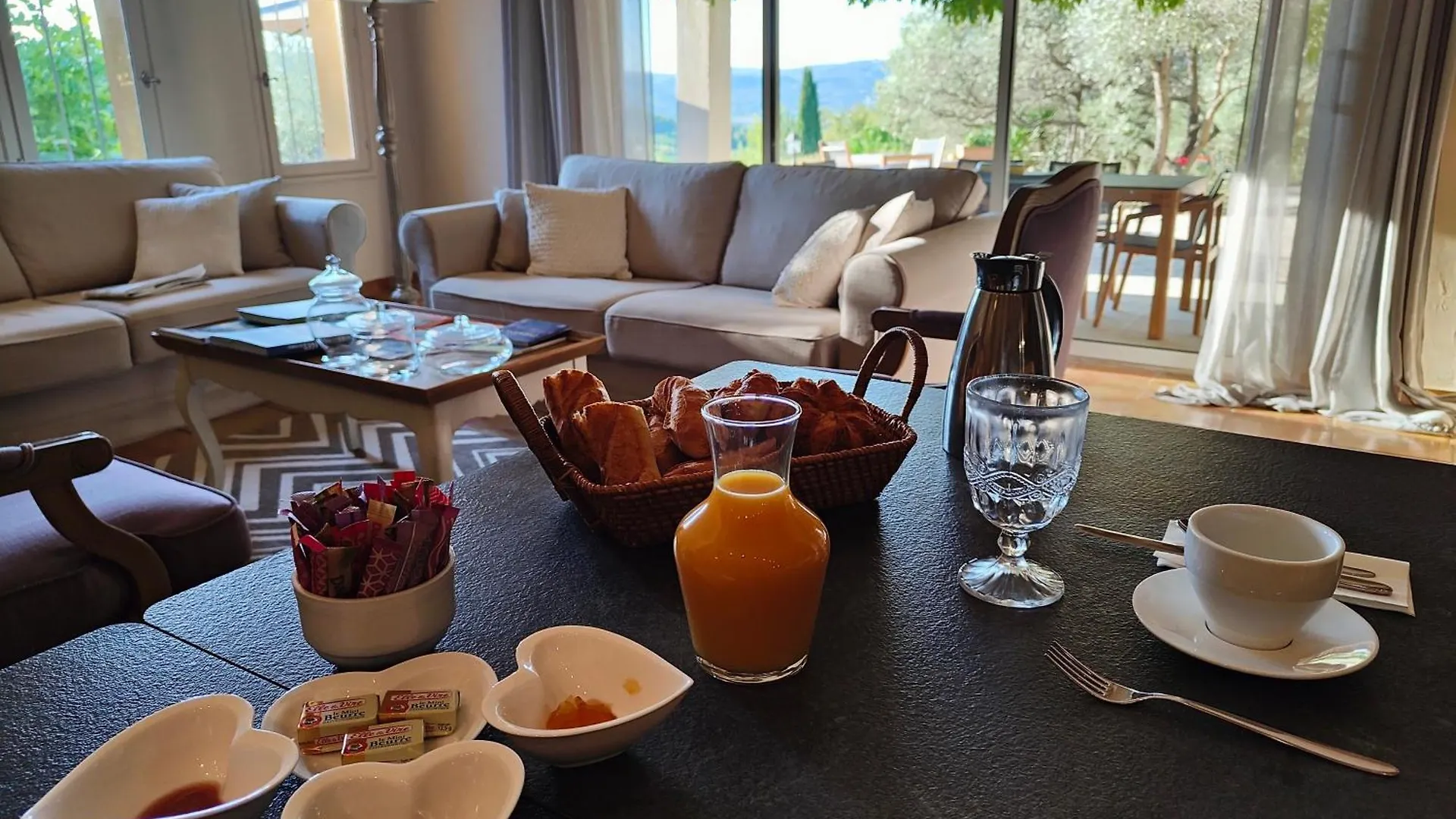 Couette-café Le Chant du Coeur Roussillon en Isere