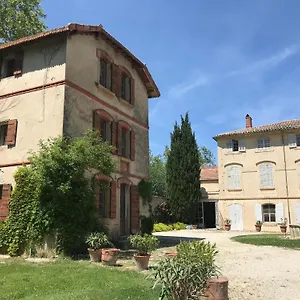 Le Pavillon D'arnajon Guest house